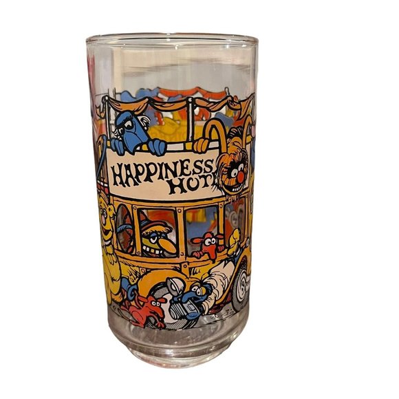 Vintage McDonalds 1981 The Great Muppet Caper Happiness Hotel Glass Tumbler VGC - Picture 2 of 9